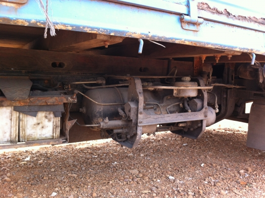 ขายรถ 6ล้อคอกสูงยี่ห้อฮี่โน่ 170 แรงม้าสวยพร้อมใช้งาน