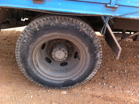 ขายรถ 6ล้อคอกสูงยี่ห้อฮี่โน่ 170 แรงม้าสวยพร้อมใช้งาน