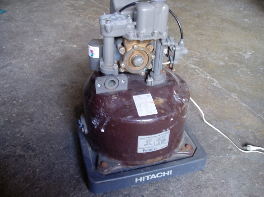 ขายปั๊มน้ำฮีตาซี150Hถูกๆราคา2000บาทครับ