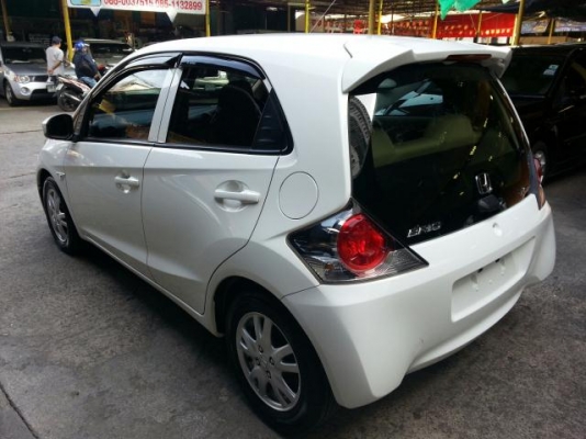 ขายด่วน HONDA BRIO 1.2V 2011