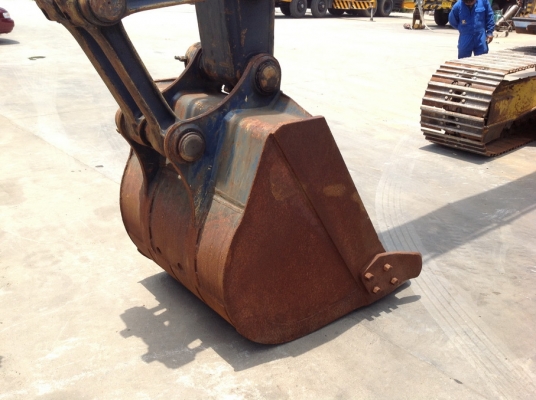 โปรโมชั่นปรองดอง!!! Komatsu PC150-5 หั่นราคา ถูกสุดๆ