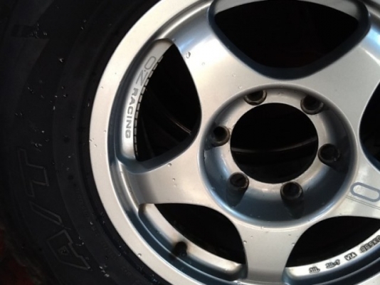 ล้อแท้ OZ racing Japan 6 รู............ สวยๆ เชิญครับ ล้อแท้ OZ racing Japan 6 รู............ สวยๆ เชิญครับ