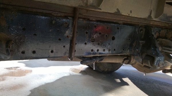 ขายรถบรรทุกหกล้อเล็ก ตู้น้ำแข็ง 88 แรงม้า  เลขตัวถัง NKR55EU5M-711810  เลขเครื่องยนต์ 4JB1