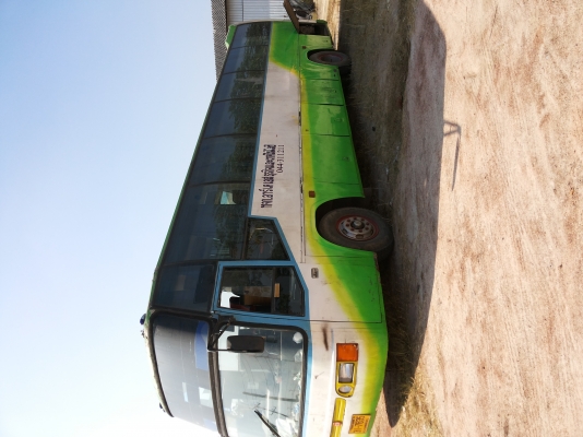 รถบัส nissan ud เครื่อง 230 แรง ยาว12 เมตร รถแอร์