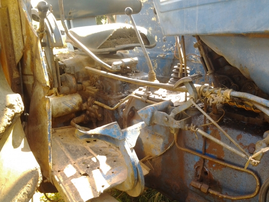 FORD6600 เสื้อลายคนจน มัดจำแล้ว 10000บาท โดยร้าน ช.ธนศิลป์ เมืองอุบล ขอขอบคุณที่ให้ความไว้วางใจครับ