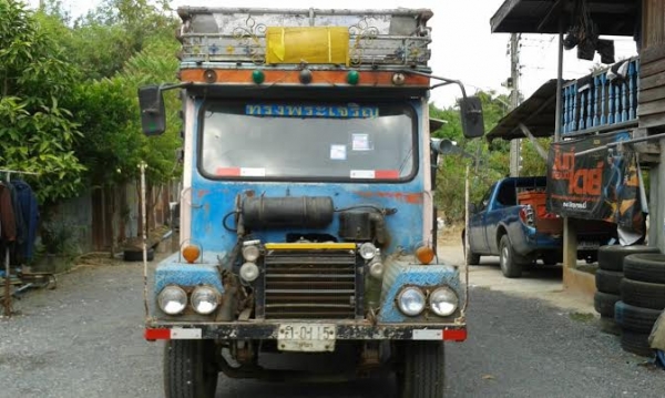 รถอีแต๋นสภาพดีพร้อมใช้งาน