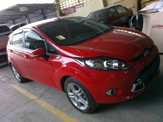 ขายFord Fiesta 5 Door 1600 cc.