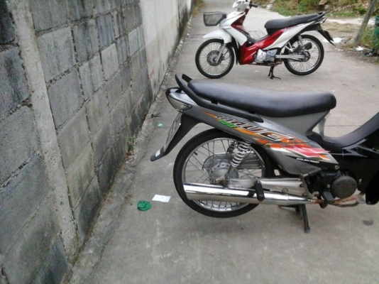 wave 100  ปี 47 เดิมมากๆ เครื่องแน่น ไม่หอน ไม่หลวม เอกสารครบ