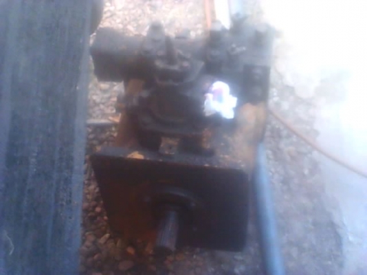 ขายปั้มท้ายเครื่องแบคโค pc 200 ขายปั้มท้ายเครื่องแบคโค pc 200