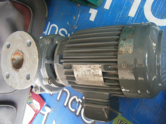 ปั๊มน้ำ 2แรง หน้าแปลนสแตนเลส304หล่อ ไฟ3สาย