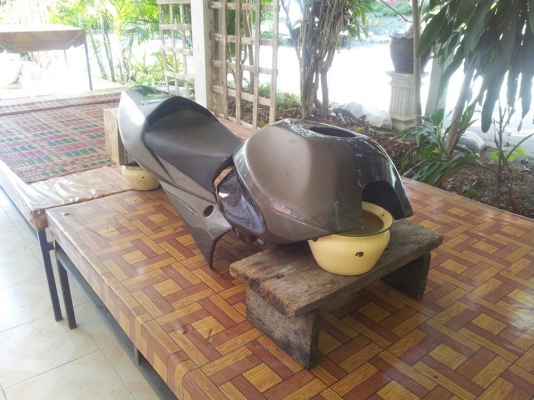 ขายชุดโนจิม่า ksr ถัง - ท้าย มีรอยนิดหน่อย