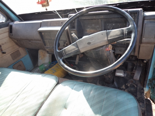 รถ6ล้อเทเลอร์NKR110แรง สภาพพร้อมใช้