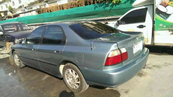 HONDA ACCORD 2.2 เครื่องวีเทค ปี 1995 เกียร์ออโต้ HONDA ACCORD 2.2 เครื่องวีเทค ปี 1995 เกียร์ออโต้