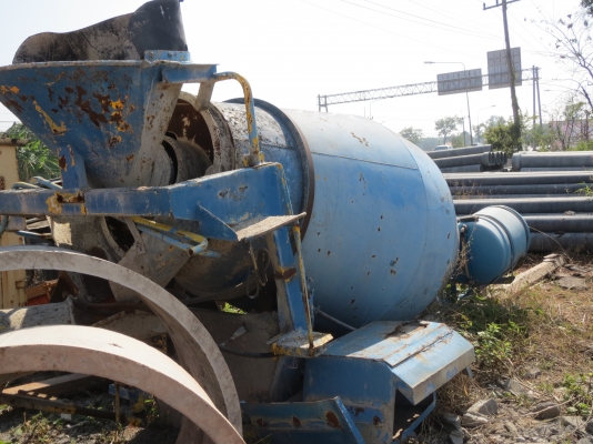 ถังโม่ปูน 3คิว ยิงตรง ของนอก ถังโม่ สภาพสวย ถังโม่ปูน 3คิว ยิงตรง ของนอก ถังโม่ สภาพสวย