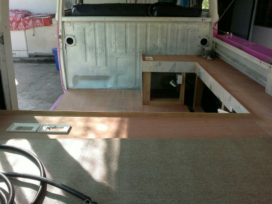 ขายรถตู้โฟล์คแตงโมไฟเลี้ยวล่าง