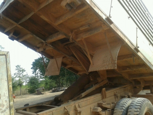 ขายหกล้อดั๊ม ช่วงล่างโบ้ 200  เครื่อง 6 BG1  เบรคลมดัน พร้อมใช้