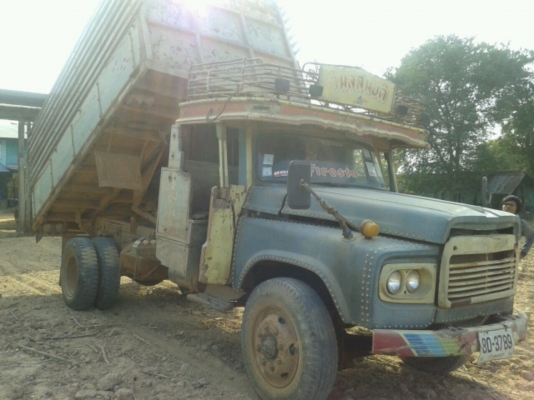 ขายหกล้อดั๊ม ช่วงล่างโบ้ 200  เครื่อง 6 BG1  เบรคลมดัน พร้อมใช้