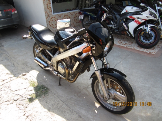 Honda boss 400 ทะเบียนแท้ สีเดิมญี่ปุ่น โครงใส มีบริการส่งรถ