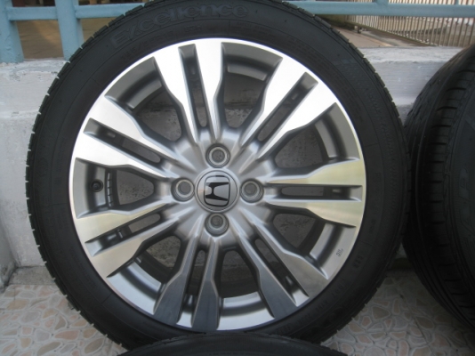 ขายล้อแม็ก honda city 16"x6" et53 4รู100 + ยางยางผลิตสัปดาห์ที่ 40 -3เส้น , สัปดาห์ที่ 41-1 เส้น ปี12  สนใจติดต่อเล็กคลองสามครับ (081-3747940)