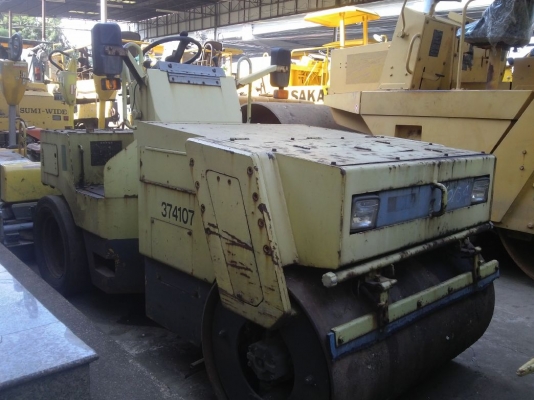 รถบดสั่นสะเทือนหน้าเหล็ก-หลังยาง SAKAI รุ่น TW350