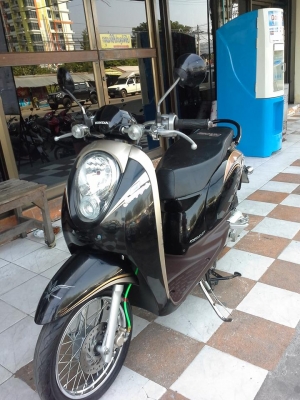 Honda Scoopy - i ปี 2555 รถสวย ลายคลาสสิค ขายถูก Honda Scoopy - i ปี 2555 รถสวย ลายคลาสสิค ขายถูก