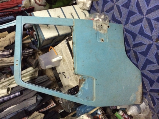 ขายโครงประตู ซัาย ขวา isuzu rocky สภาพสวย