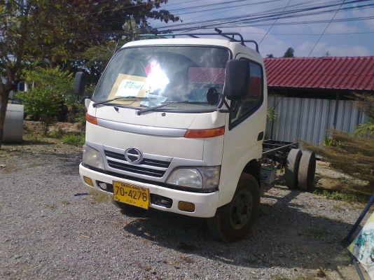 หกล้อ HINO ฮีโน่ ดูโท่ 136 แรงม้า รถปี 51 หัว คัสซี ผ่อนต่อ 13,700 บาท เพียง 24 งวด กับ ธนาคาร ทิสโก้.