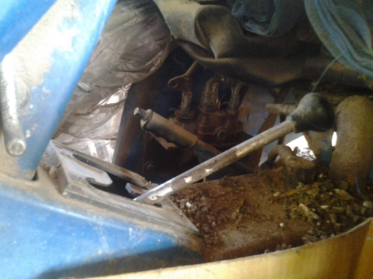 ขายรถไถ32แรงอิเซกิขายตามสภาพเครื่องควันดำมีพานหลัง