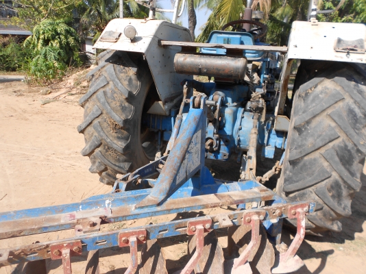 ขายตามสภาพ ฟอร์ด 6600 เครื่องเกียไฮดรอลิกดี เอกสารใบอินวอย ขายตามสภาพ ฟอร์ด 6600 เครื่องเกียไฮดรอลิกดี เอกสารใบอินวอย