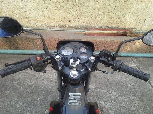 sonic ตัวใหม่แท้ ปี 48 กุญแจ2 ชั้น ล้อแม็ก รถสวยมาก ชุดสีไม่มีรอย เอกสารครบ