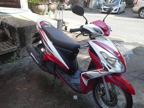 mio 125 RR ปี 55 สีแดง ขาว รถเดิมๆ เครื่องแน่น ชุดสีสวย ขายรวมโอนให้ฟรีๆๆ mio 125 RR ปี 55 สีแดง ขาว รถเดิมๆ เครื่องแน่น ชุดสีสวย ขายรวมโอนให้ฟรีๆๆ