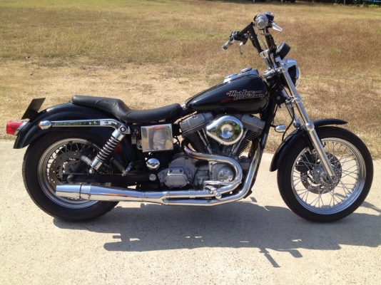 Harley davidson dyna ปี 2000 Harley davidson dyna ปี 2000