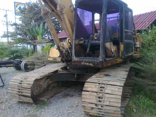 รถขุด CAT E200 B