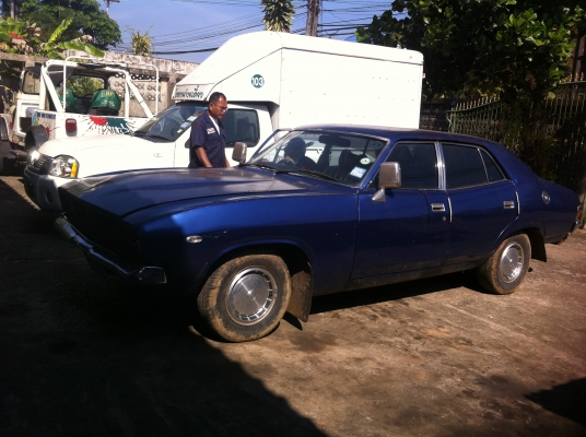 ขายด่วน รถเก๋ง ford