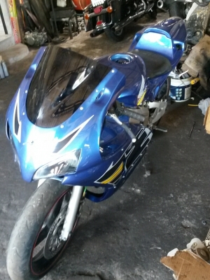 ขายด่วน/ลดราคาไปเลยอีกรอบ75000 ต่อรองมาดู cbr400 ทะเบียนแท้ประกอบใหม่ ทั้งคัน(ทำสัญญารับประกันทั้งคัน 3เดือน)