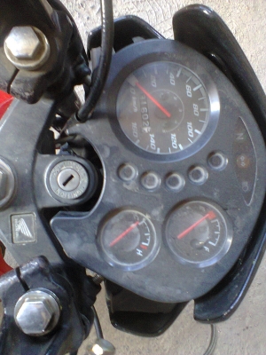 โซนิค125ตัวใหม่ ปี49 ต่อรองราคากันได้