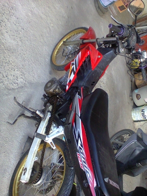 โซนิค125ตัวใหม่ ปี49 ต่อรองราคากันได้