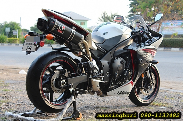แม็กสิงห์บุรี//((สวยโครตๆ)) YAMAHA R1 ปี2012 สภาพสวยๆ พร้อมท่อแต่ง ทะเบียนแท้โอนขนส่ง 645000