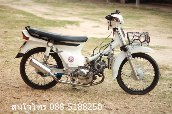 ลดรๅคๅ ขๅยด่วนสุด ราคา 11,500 บาท *** เครื่องโซ ทำเครื่องมาใหม่แบบจบๆๆ ****  เครื่องมีเล่มเขียว - สีสวย, เกรียร์โยง สนใจโทร 082-7391165 หรือ 088-5188250 (โน๊ต กาฬสินธุ์ )  รถจอดอยู่ อ.ห้วยผึ้ง จ.กาฬสินธุ์