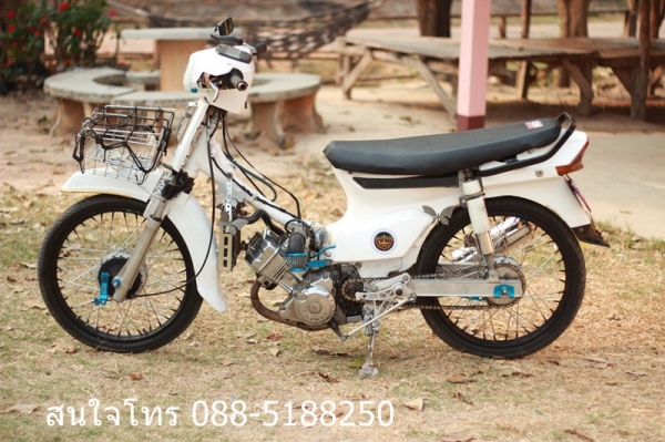 ลดรๅคๅ ขๅยด่วนสุด ราคา 11,500 บาท *** เครื่องโซ ทำเครื่องมาใหม่แบบจบๆๆ ****  เครื่องมีเล่มเขียว - สีสวย, เกรียร์โยง สนใจโทร 082-7391165 หรือ 088-5188250 (โน๊ต กาฬสินธุ์ )  รถจอดอยู่ อ.ห้วยผึ้ง จ.กาฬสินธุ์