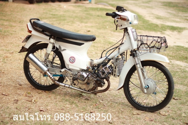 ลดรๅคๅ ขๅยด่วนสุด ราคา 11,500 บาท *** เครื่องโซ ทำเครื่องมาใหม่แบบจบๆๆ ****  เครื่องมีเล่มเขียว - สีสวย, เกรียร์โยง สนใจโทร 082-7391165 หรือ 088-5188250 (โน๊ต กาฬสินธุ์ )  รถจอดอยู่ อ.ห้วยผึ้ง จ.กาฬสินธุ์