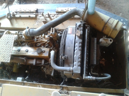 ขาย KOMATSU 100-3 เครื่องเดิมปั้มเดิม โซ่เต็ม เอวแน่น ขาย KOMATSU 100-3 เครื่องเดิมปั้มเดิม โซ่เต็ม เอวแน่น