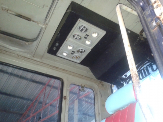 ขาย KOMATSU 100-3 เครื่องเดิมปั้มเดิม โซ่เต็ม เอวแน่น ขาย KOMATSU 100-3 เครื่องเดิมปั้มเดิม โซ่เต็ม เอวแน่น