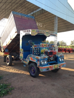 ขายด่วน !! รถอีเเต๋นตั้มเพลาลอย วส พร้อมเครื่องยนต์ RT 140 ราคาพิเศษ ต่อลองได้ สอบถามโทร 081-3655997