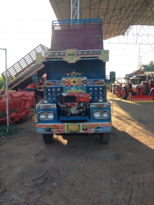 ขายด่วน !! รถอีเเต๋นตั้มเพลาลอย วส พร้อมเครื่องยนต์ RT 140 ราคาพิเศษ ต่อลองได้ สอบถามโทร 081-3655997