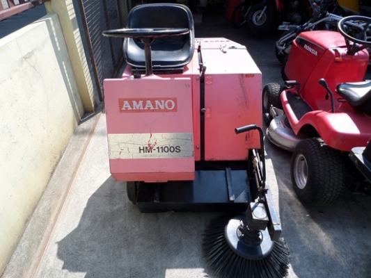 รถกวาดดูดฝุ่น นั่งขับ AMANO สภาพพร้อมใช้งาน
