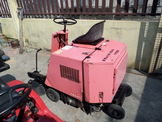 รถกวาดดูดฝุ่น นั่งขับ AMANO สภาพพร้อมใช้งาน