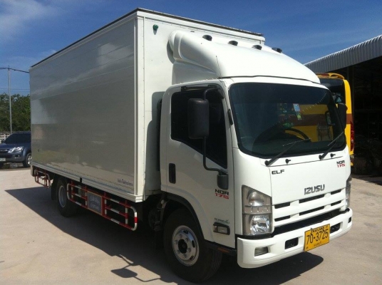 ISUZU 6 ล้อ NQR 175 แรง ตู้บรรทุก 3 บาน