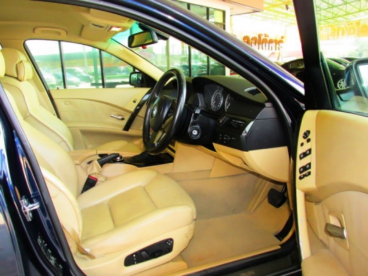 BMW SERIES 5 525i E60 AT ปี 2005 BMW SERIES 5 525i E60 AT ปี 2005