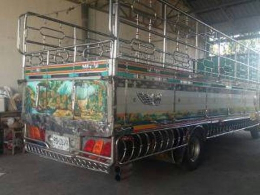 รถบรรทุก 6 ล้อ ยี่ห้อ HINO รุ่น FC4J 165 แรงม้า กระบะสแตนเลส